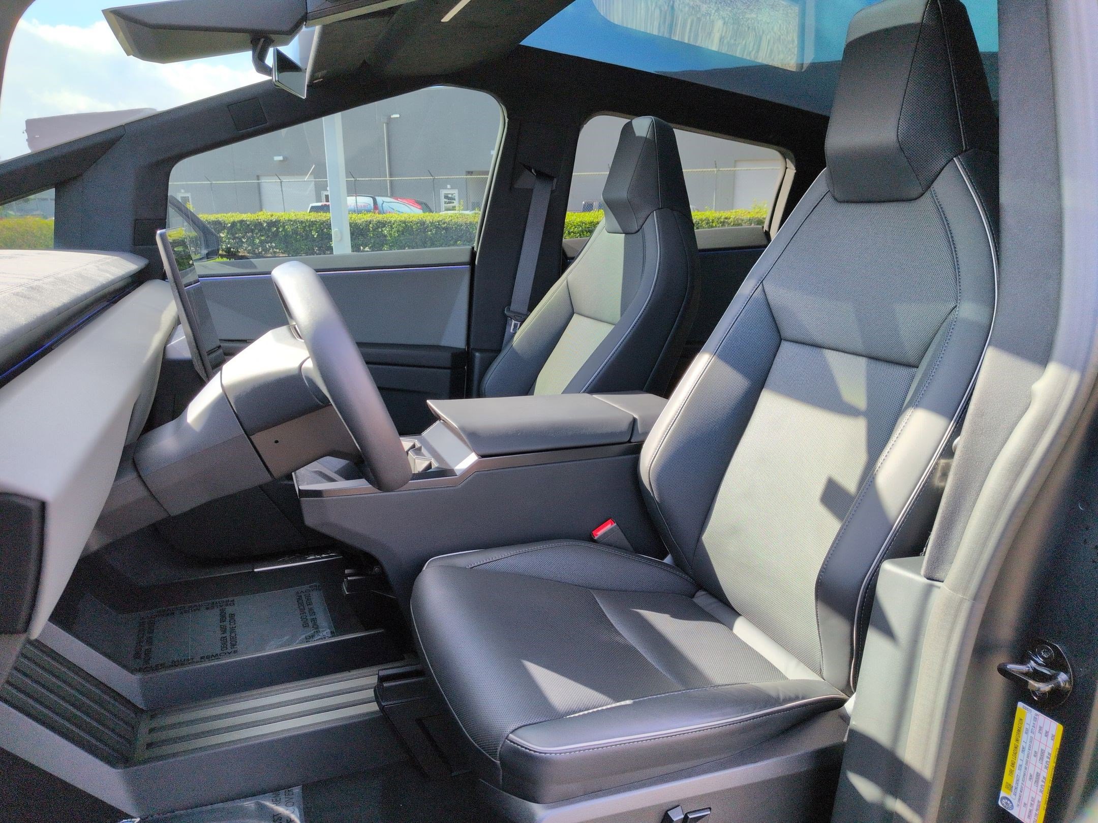 Used 2024 Tesla Cybertruck Cyberbeast AWD/4WD image 16