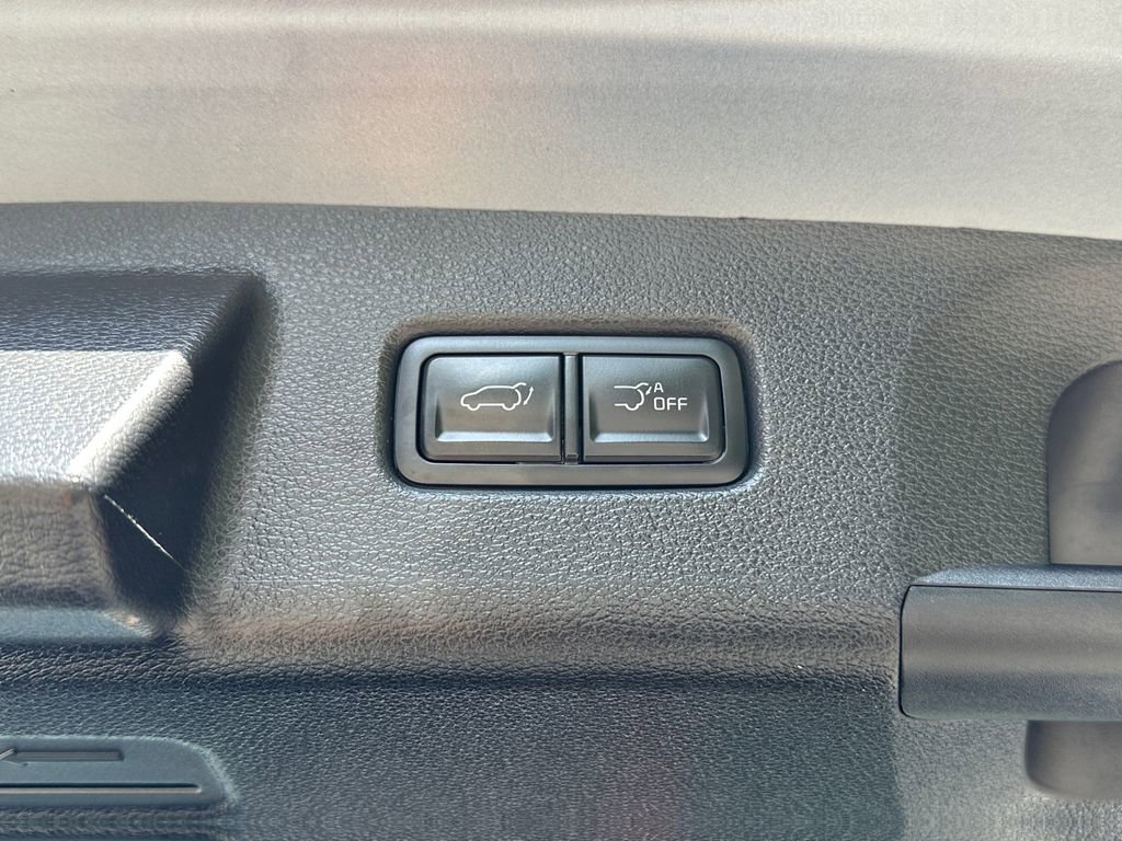 Used 2023 Kia Telluride EX w/ EX Captain's Chair Package AWD/4WD image 20