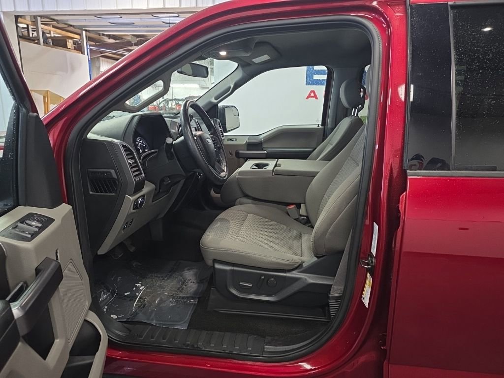 Used 2019 Ford F150 XLT w/ Equipment Group 302A Luxury image 18