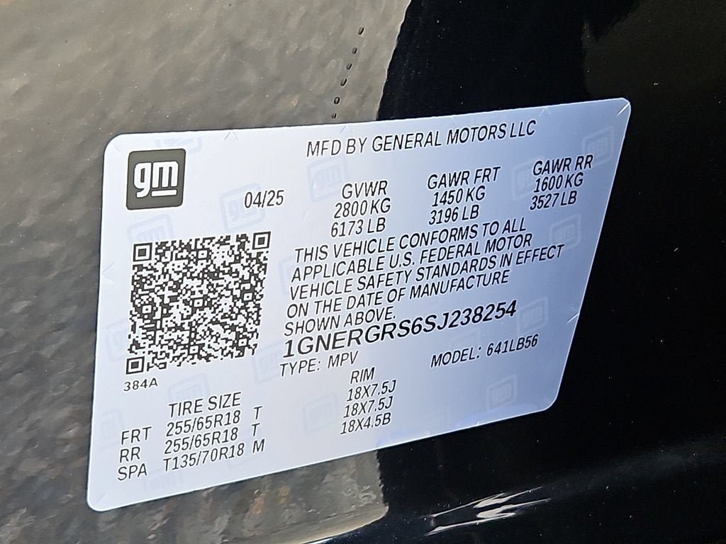 Certified 2025 Chevrolet Traverse LT w/ Driver Confidence Package FWD image 28