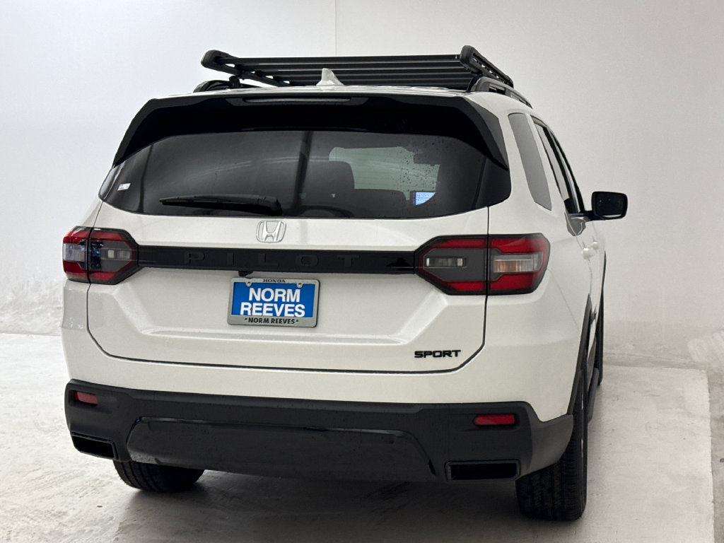 New 2026 Honda Pilot Sport image 9