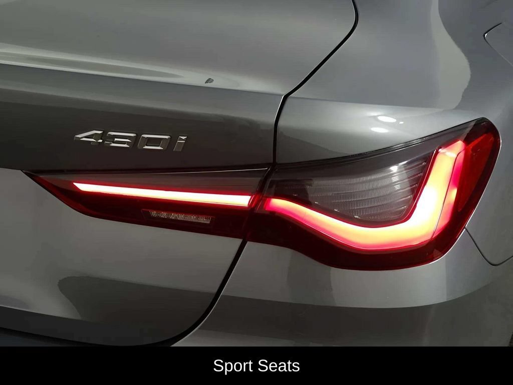 Used 2023 BMW 430i Coupe w/ Premium Package RWD image 38
