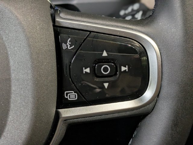 New 2026 Volvo XC90 T8 Plus w/ Protection Package AWD/4WD image 19