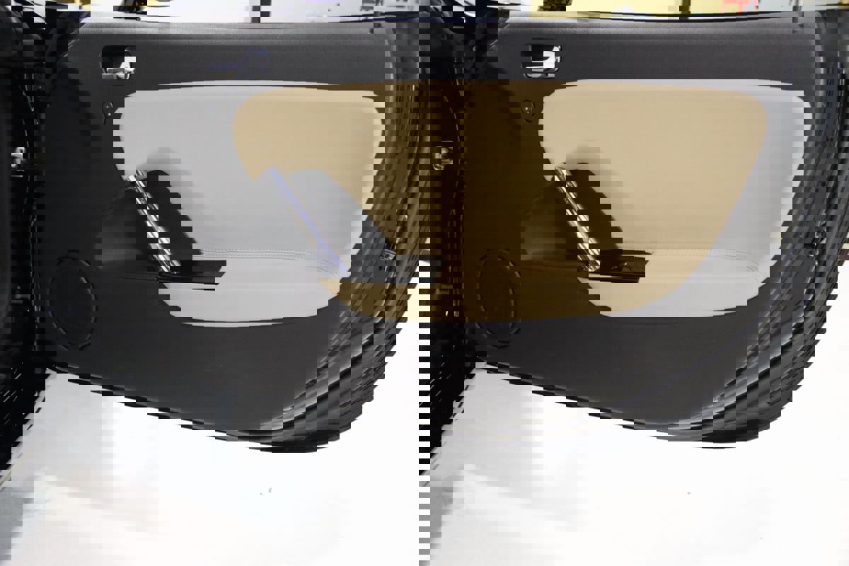 Used 2007 Saturn Sky w/ Premium Trim Pkg image 46