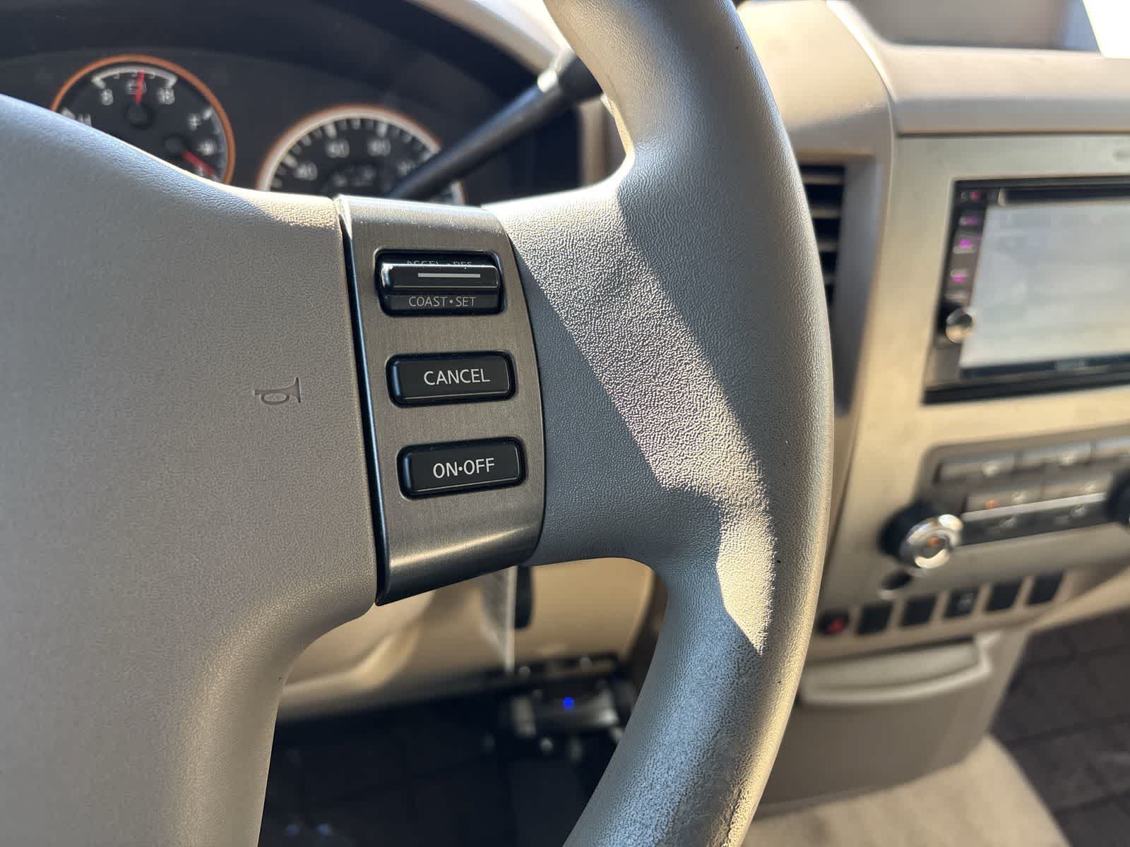 Used 2009 Nissan Titan SE AWD/4WD image 13
