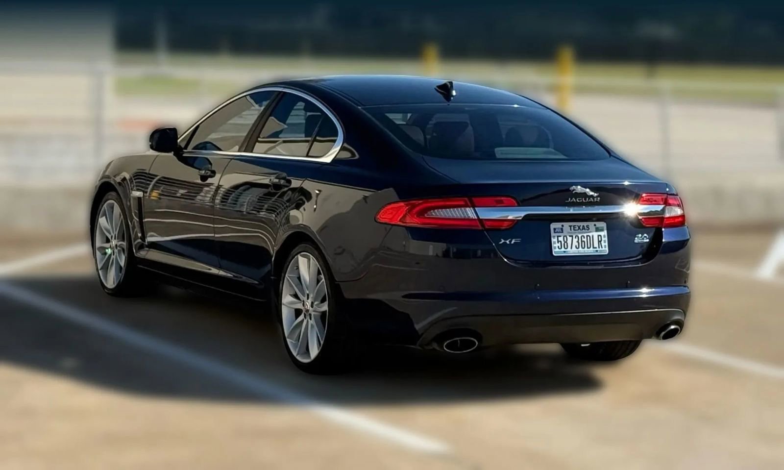 Used 2015 Jaguar XF Portfolio AWD/4WD image 6