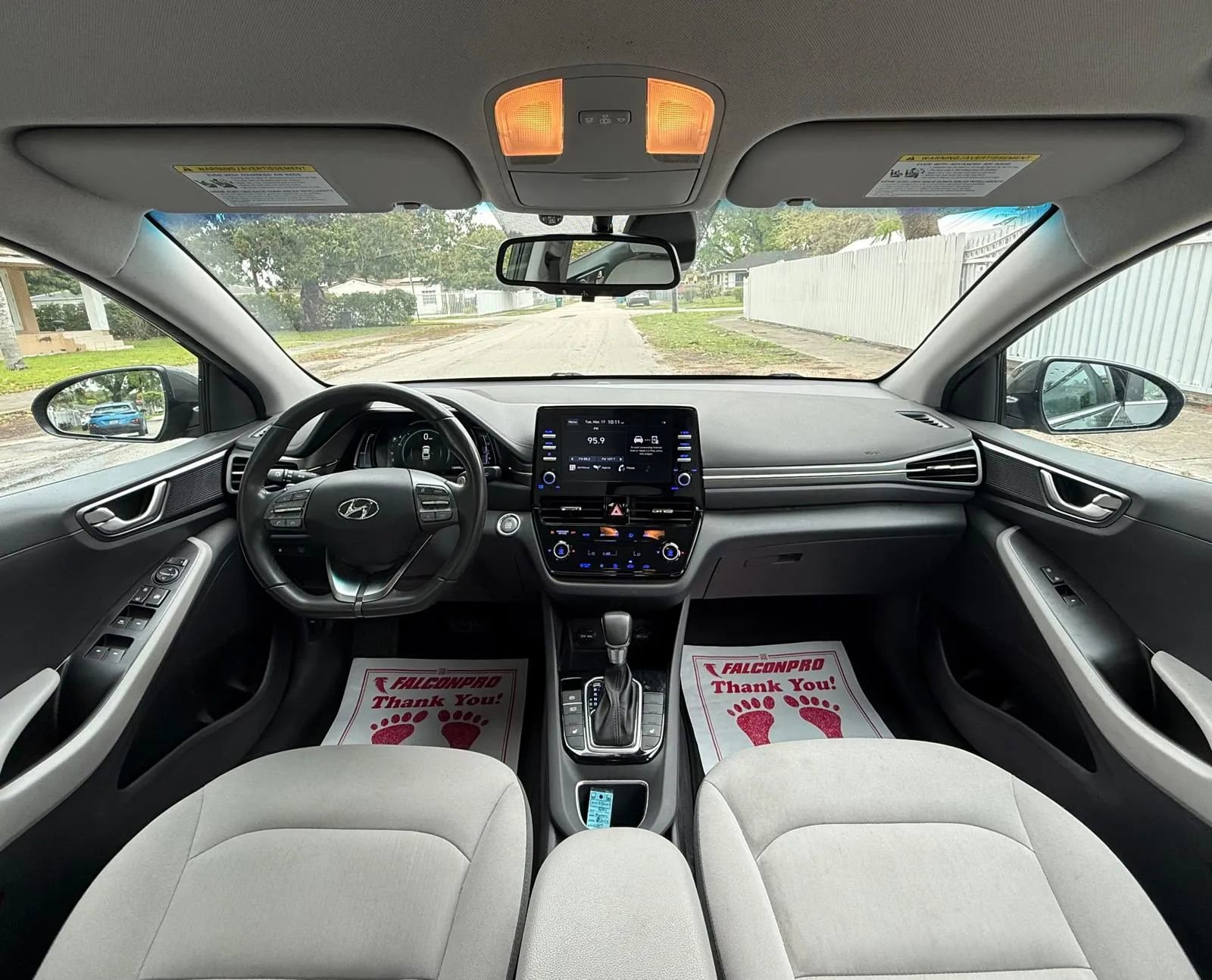 Used 2021 Hyundai Ioniq SE image 14