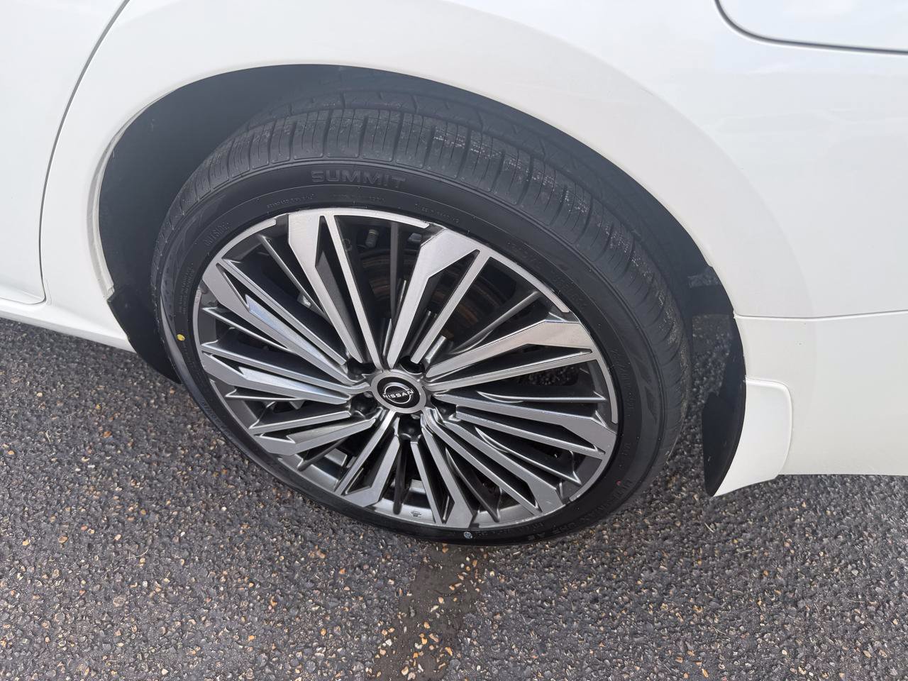 Used 2023 Nissan Altima 2.5 SL AWD/4WD image 27