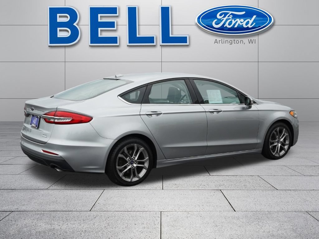 Used 2020 Ford Fusion SEL FWD image 3