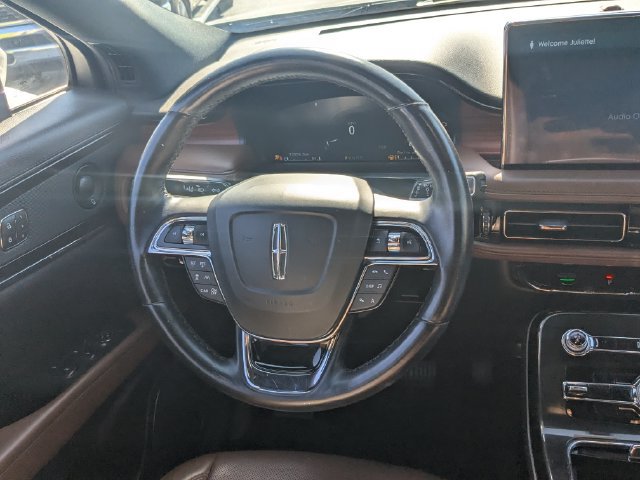 Used 2022 Lincoln Nautilus Reserve FWD image 16