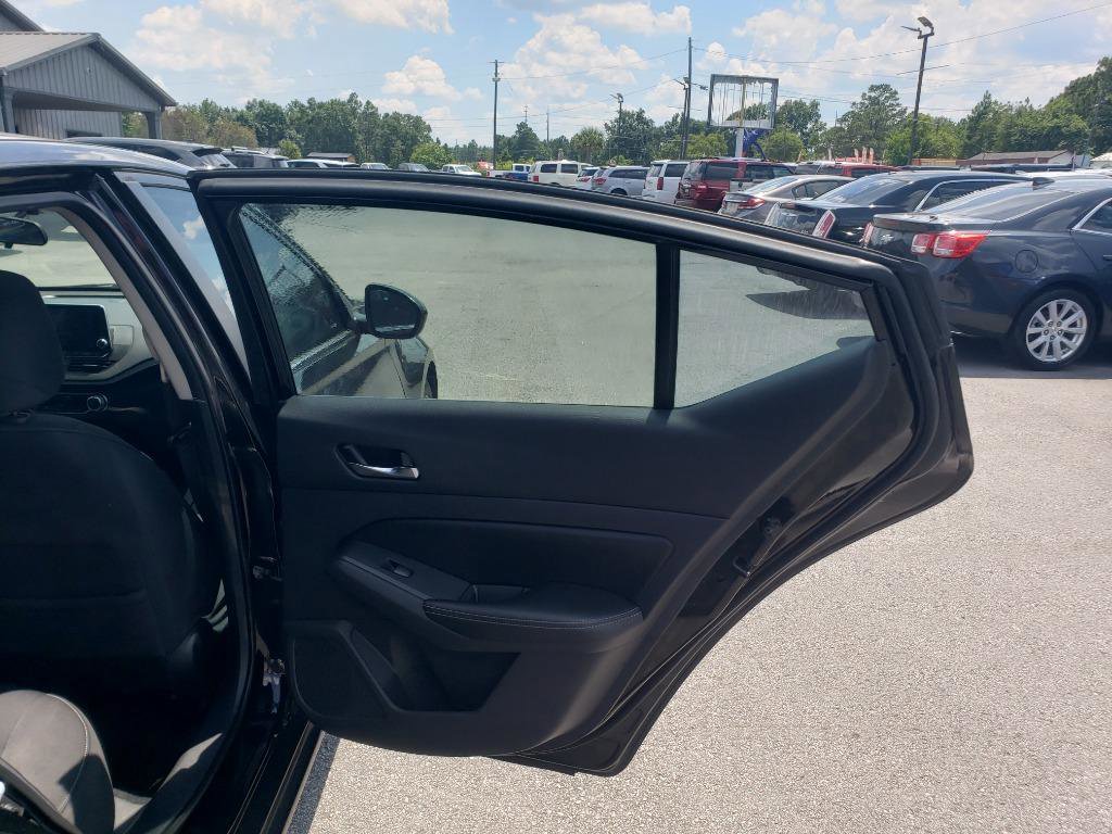 Used 2019 Nissan Altima 2.5 S FWD image 12