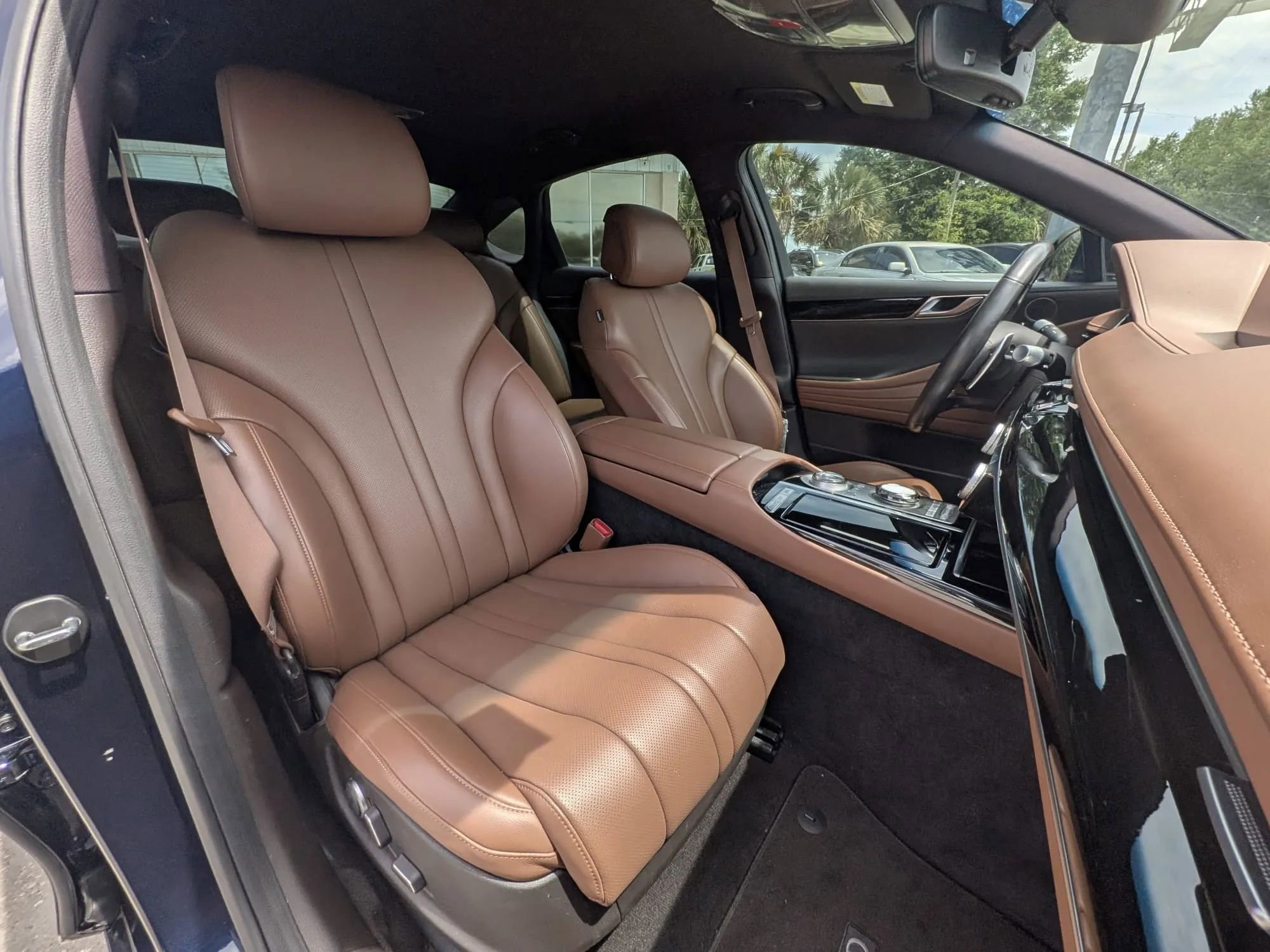 Used 2023 Genesis G80 2.5T RWD image 7