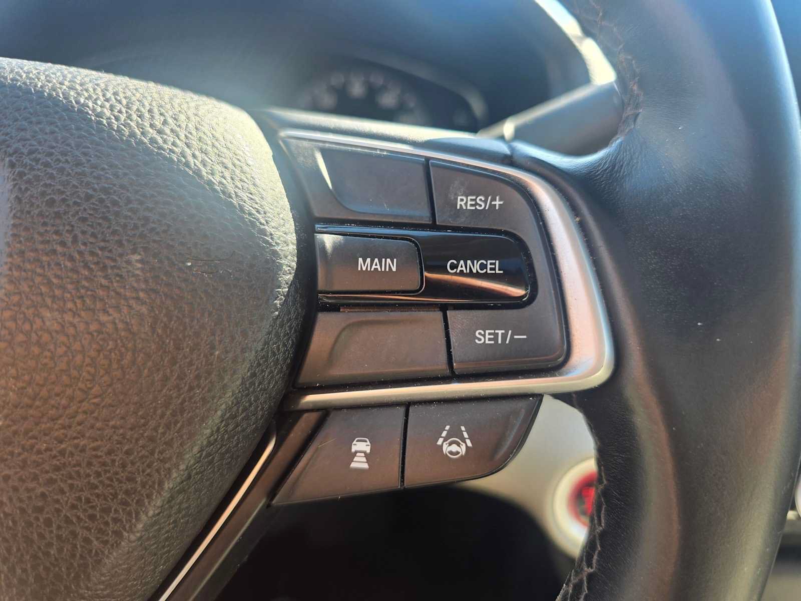 Used 2018 Honda Accord EX-L image 31
