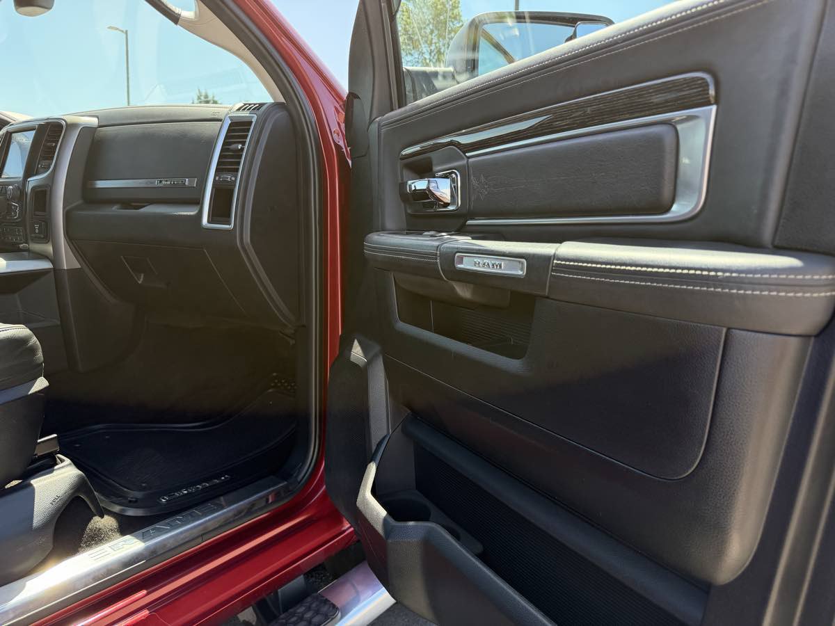 Used 2014 RAM 1500 Limited AWD/4WD image 22
