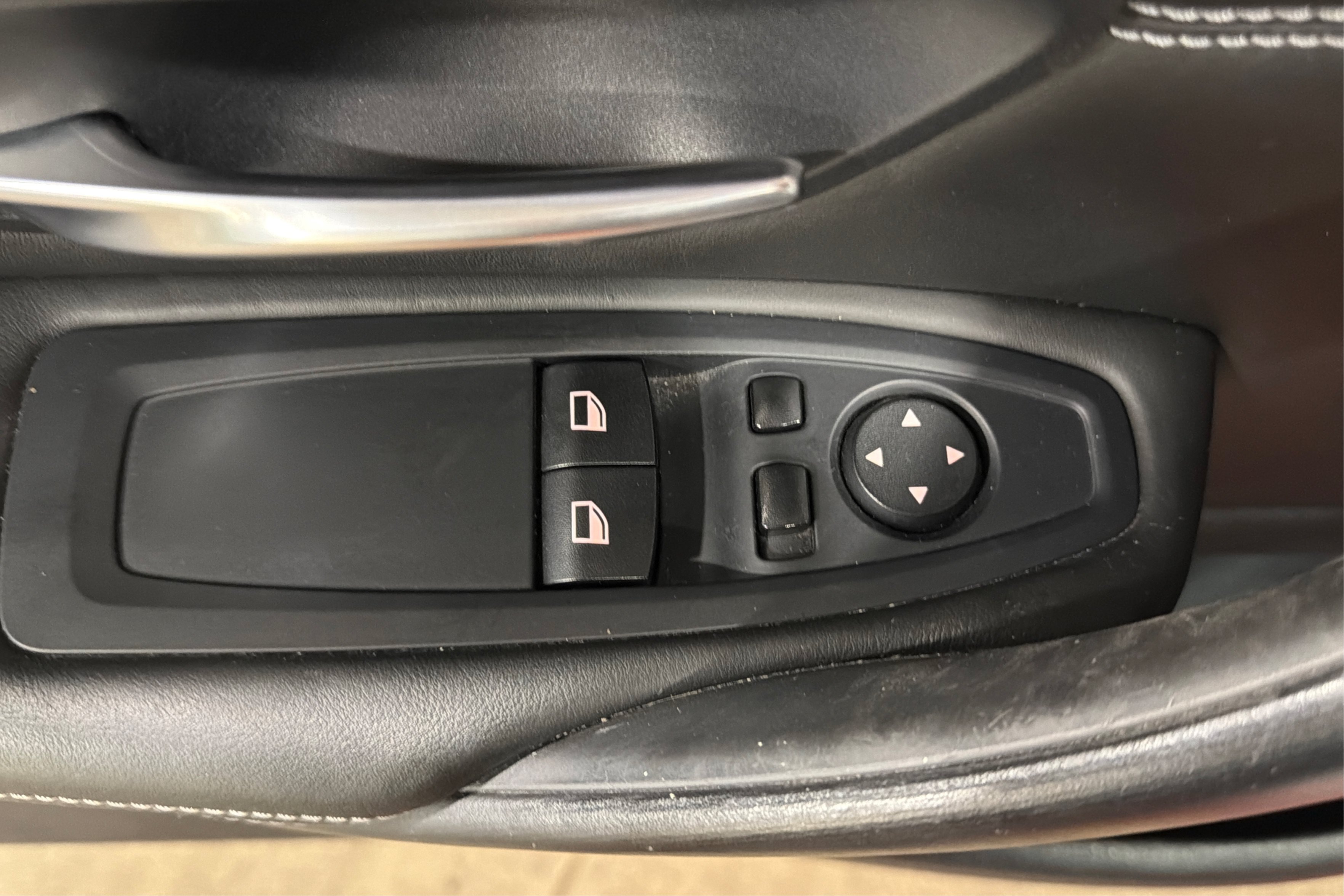 Used 2015 BMW M4 Coupe RWD image 18