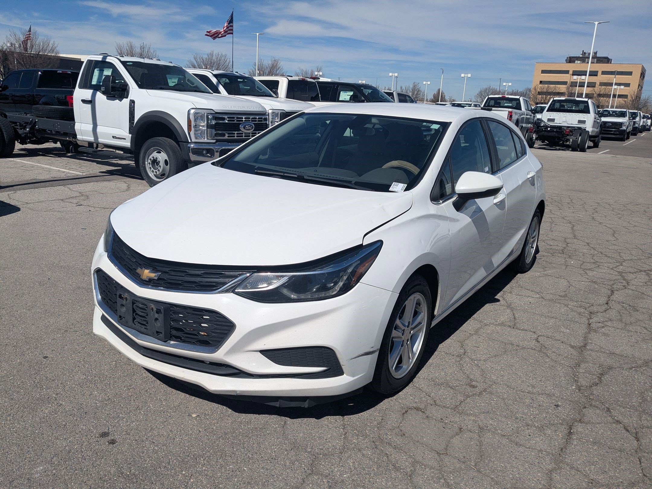 Used 2017 Chevrolet Cruze LT image 10