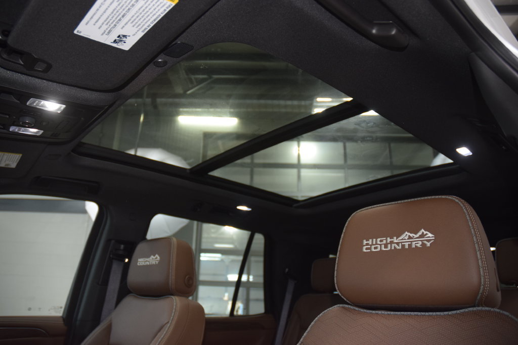 Used 2023 Chevrolet Tahoe High Country AWD/4WD image 41
