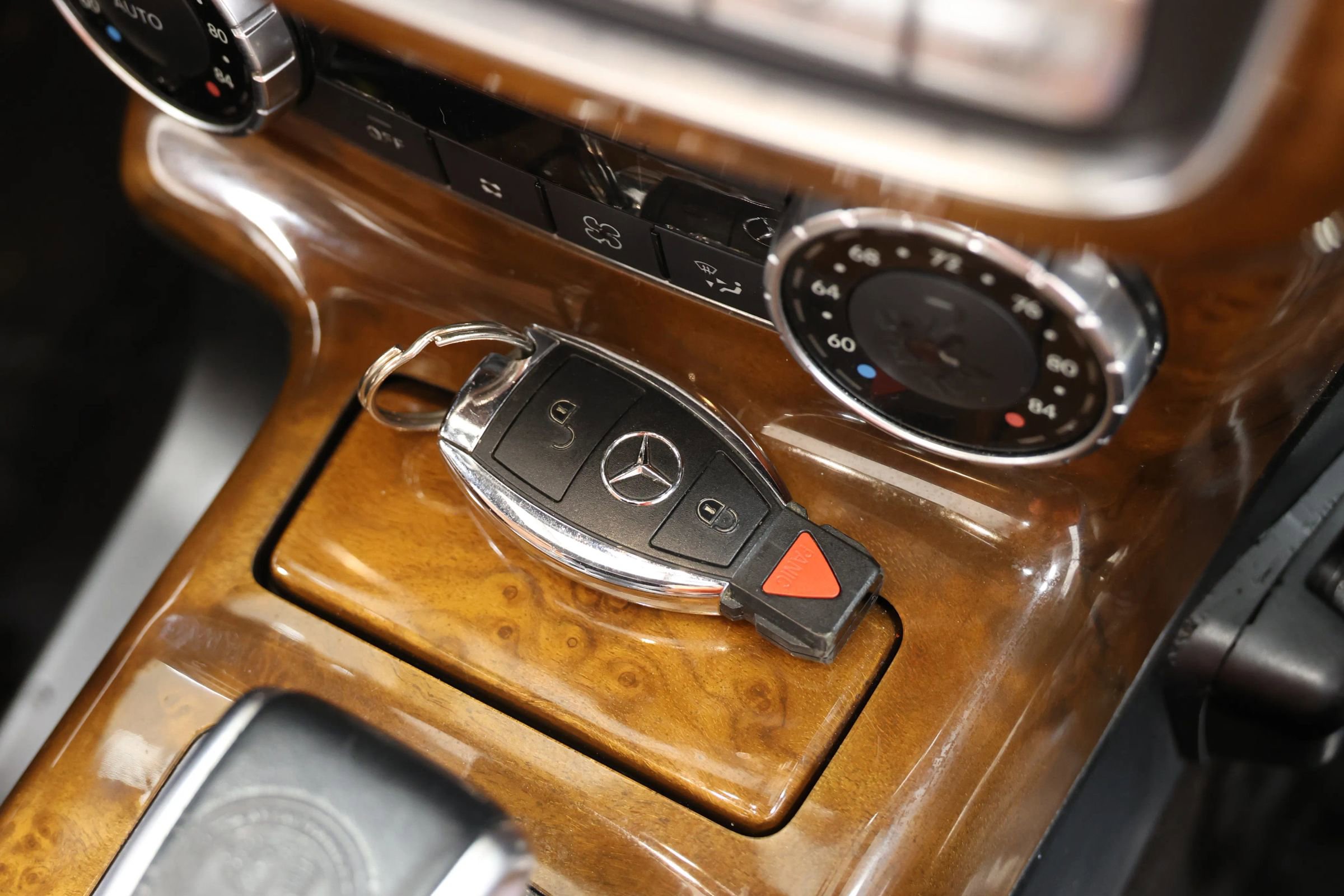 Used 2013 Mercedes-Benz G 63 AMG 4MATIC image 5