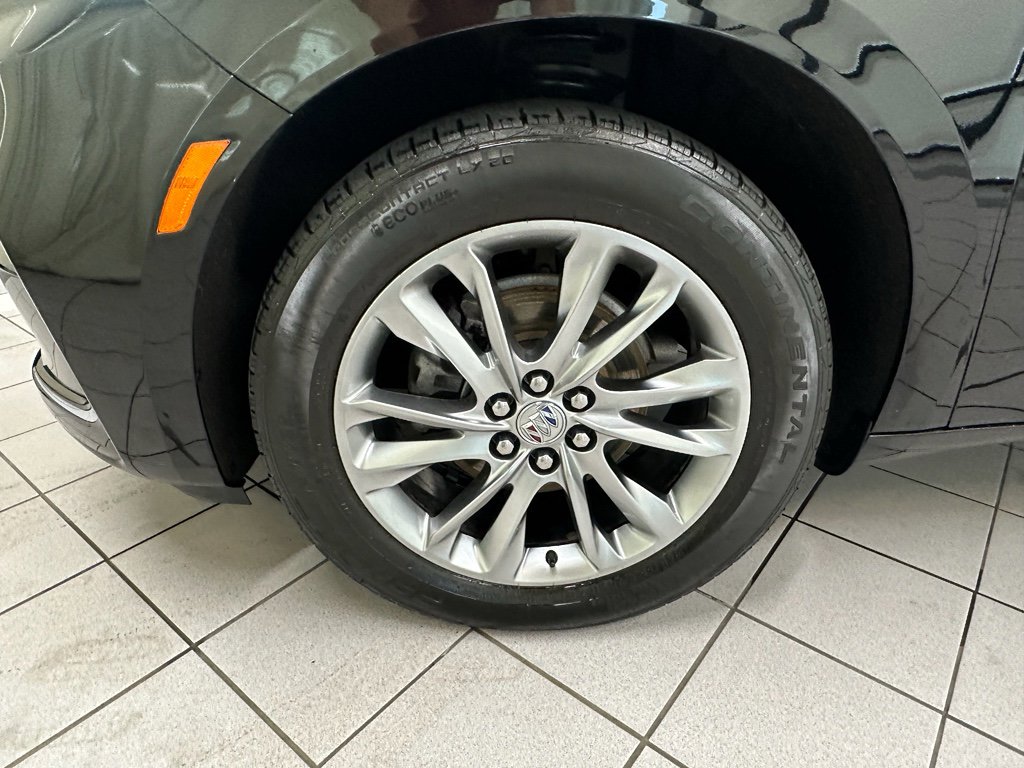 Certified 2023 Buick Enclave Avenir w/ Avenir Technology Package image 12