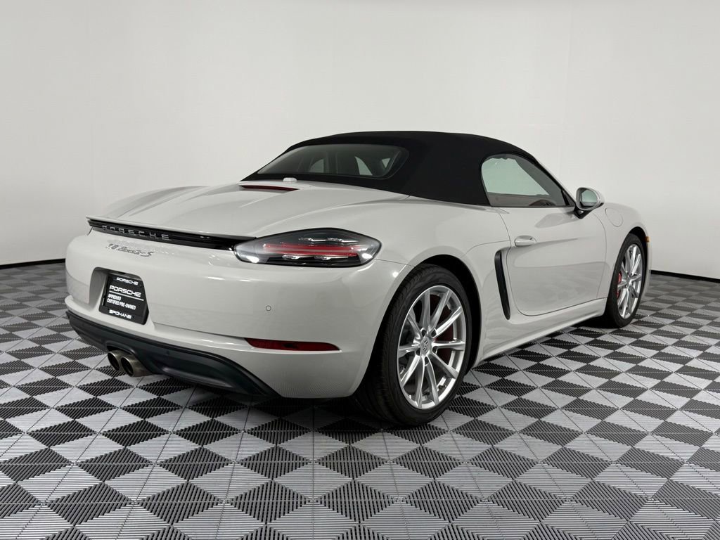 Certified 2023 Porsche 718 Boxster S RWD image 10