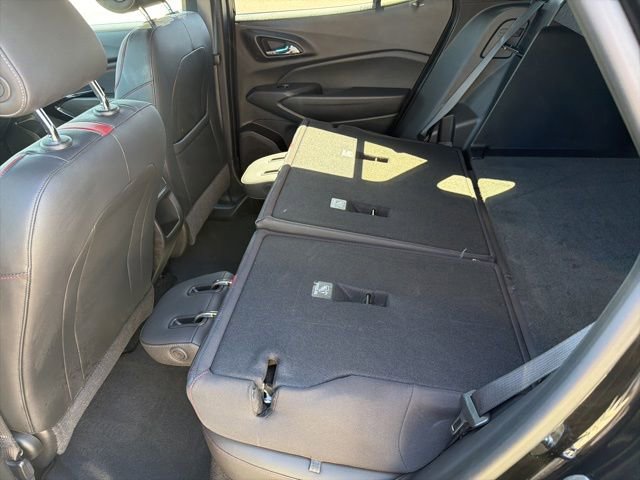 Used 2024 Chevrolet Trax RS FWD image 29