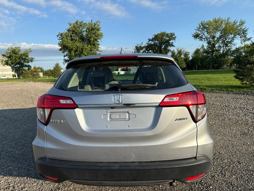 Used 2022 Honda HR-V LX image 8