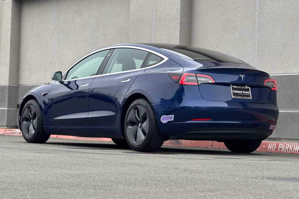 Used 2018 Tesla Model 3 Long Range RWD image 6