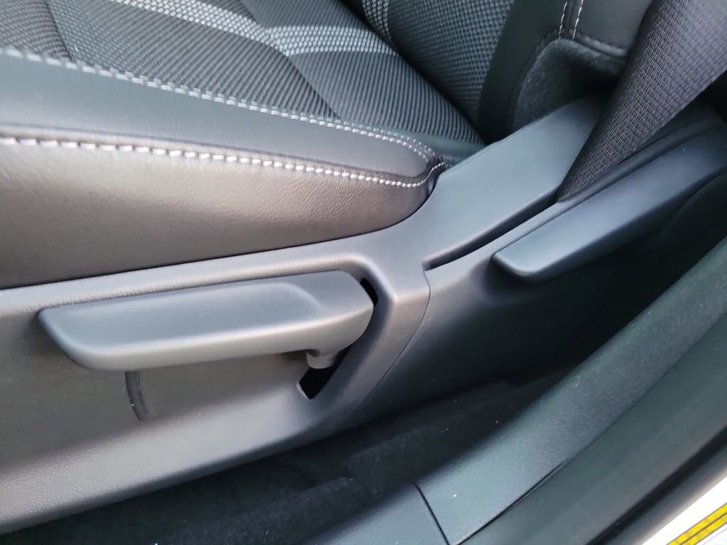 New 2026 MAZDA CX-50 AWD 2.5 S w/ Cargo Package image 18