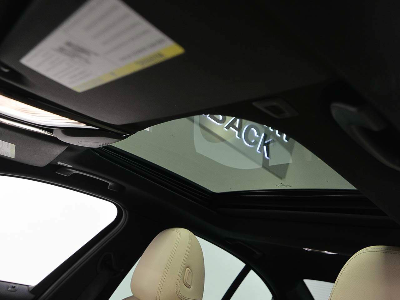 Used 2023 BMW 330e w/ Premium Package RWD image 7