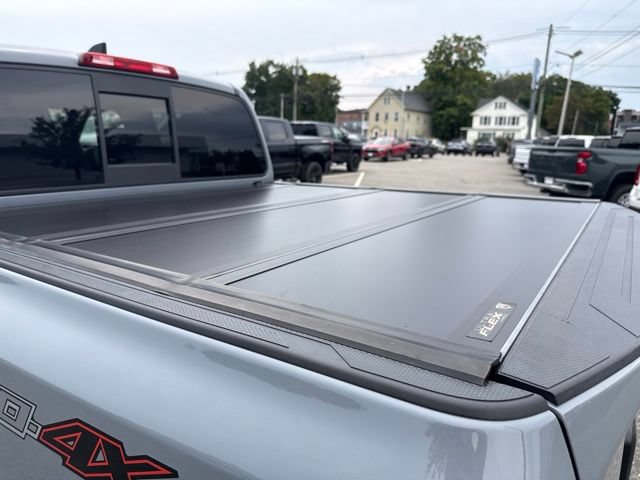 Used 2022 Nissan Frontier PRO-4X AWD/4WD image 11