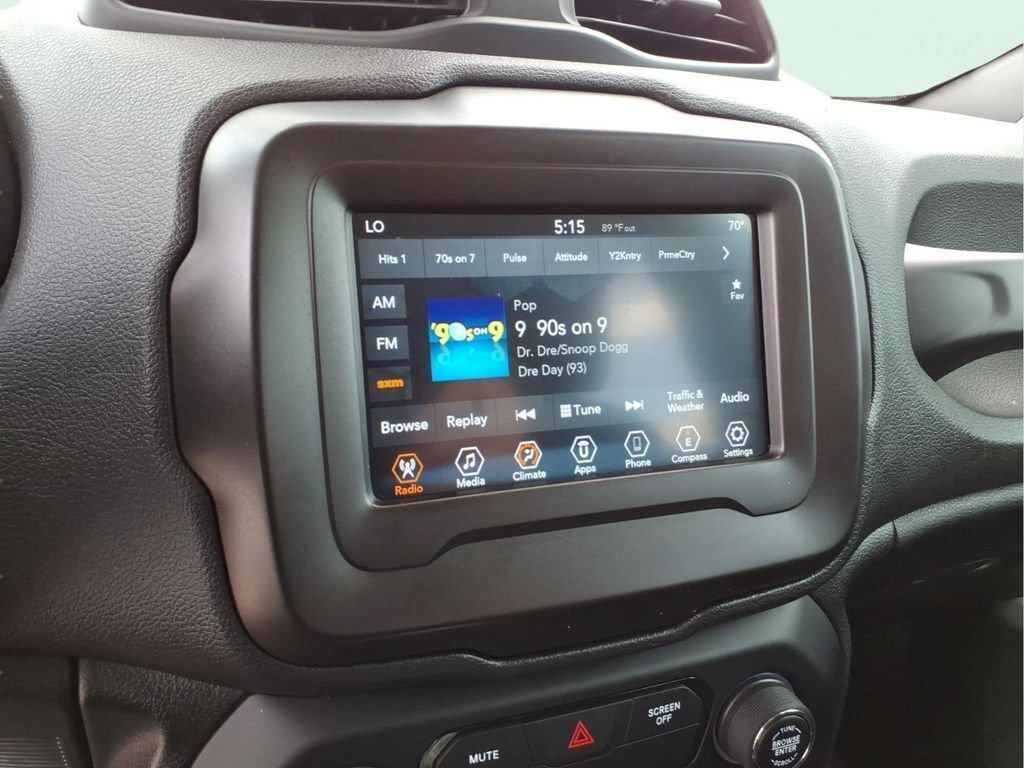Certified 2019 Jeep Renegade Altitude w/ Quick Order Package 2XM AWD/4WD image 25