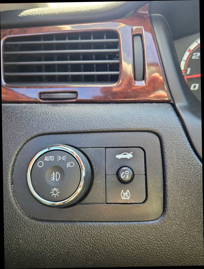 Used 2007 Chevrolet Impala SS w/ Convenience Package image 26