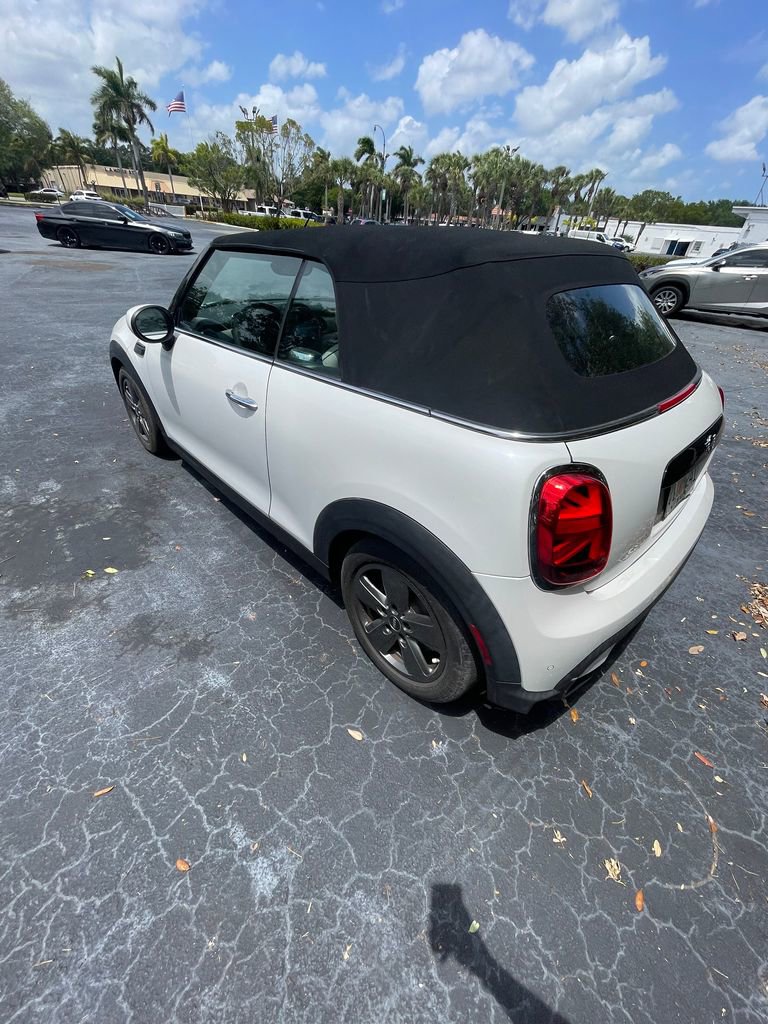 Used 2023 MINI Cooper Convertible w/ Signature Upholstery Package FWD image 6