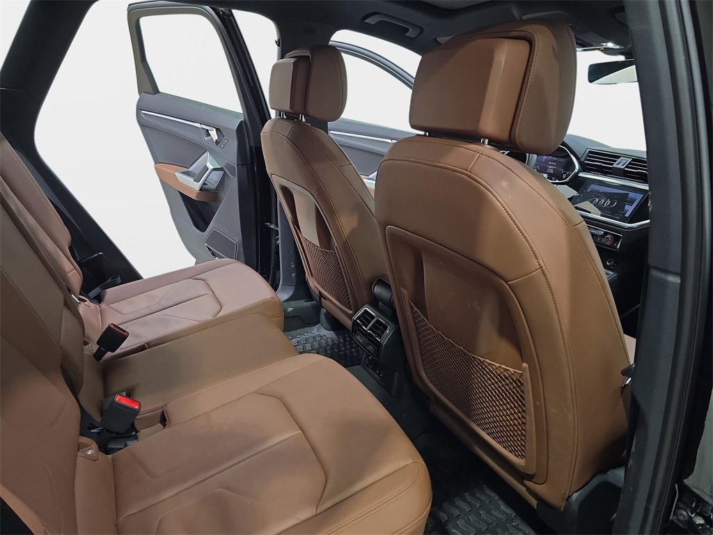 Used 2025 Audi Q3 2.0T Premium Plus w/ Premium Plus Package image 13