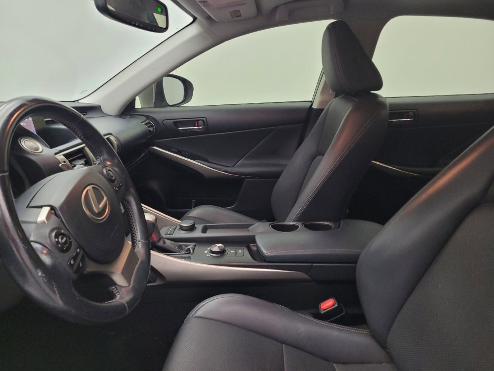 Used 2016 Lexus IS 200t RWD image 17