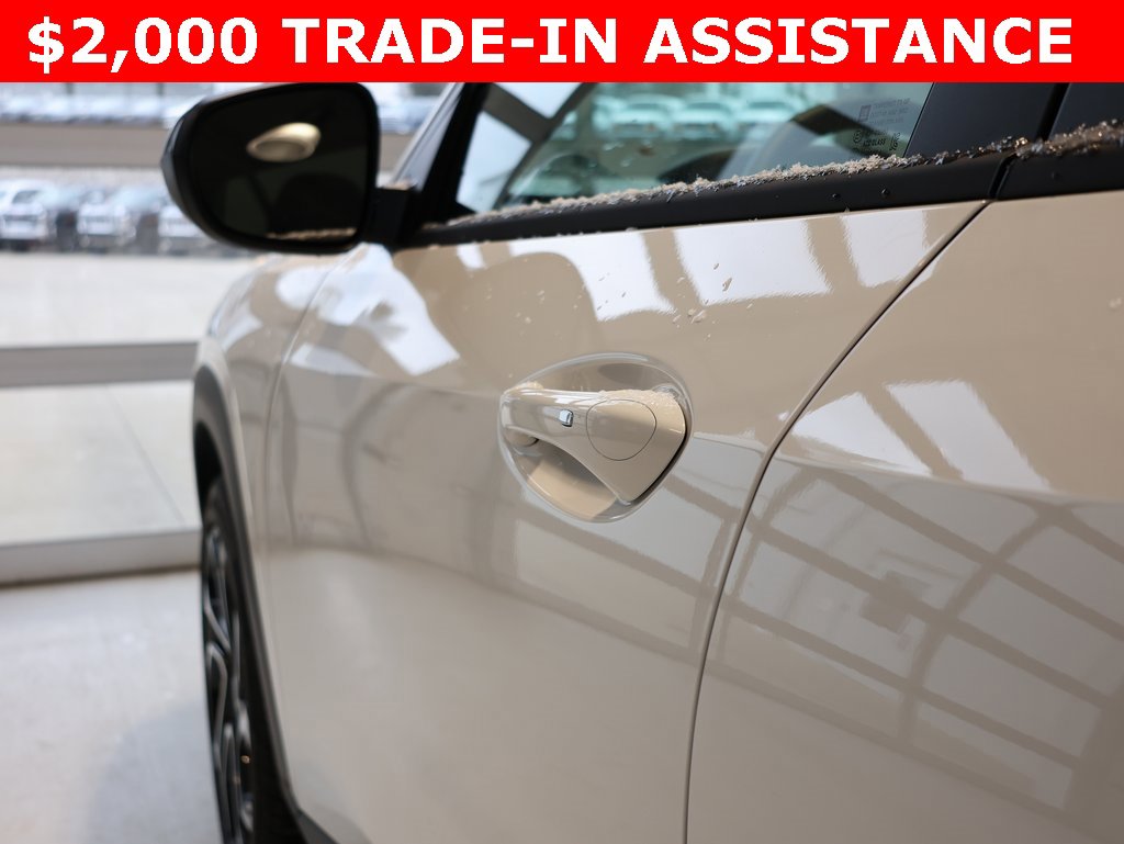 New 2026 Chevrolet Trax RS w/ Sunroof Package image 9