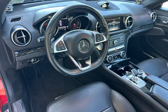 Used 2019 Mercedes-Benz SL 550 image 13