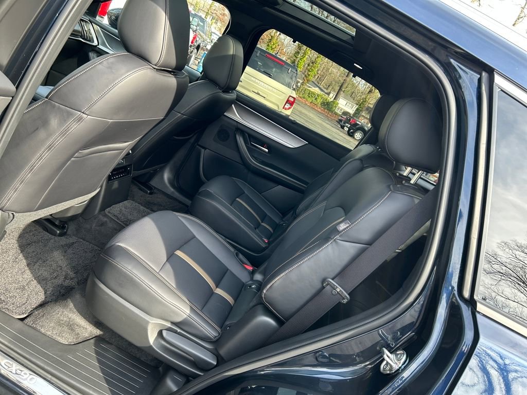 Used 2025 MAZDA CX-90 Plug-In Hybrid w/ Premium Plus image 31
