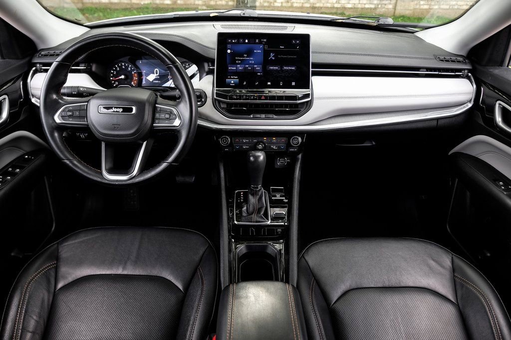 Used 2022 Jeep Compass Limited image 5