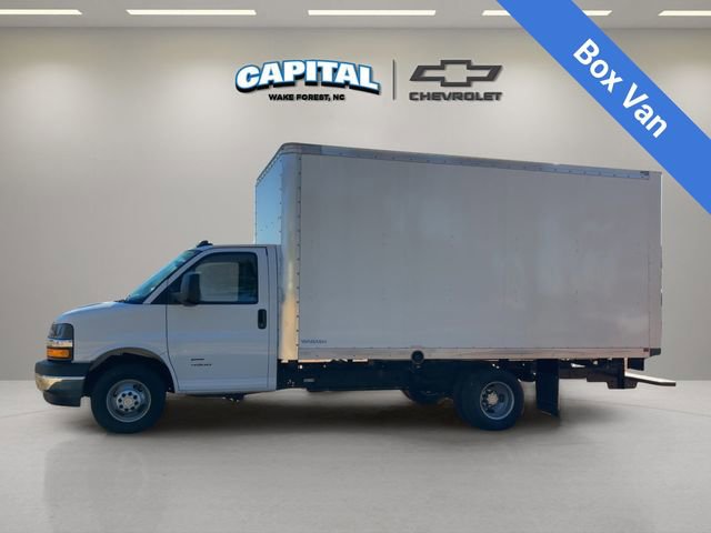 New 2024 Chevrolet Express 4500 w/ Power Convenience Package RWD image 2