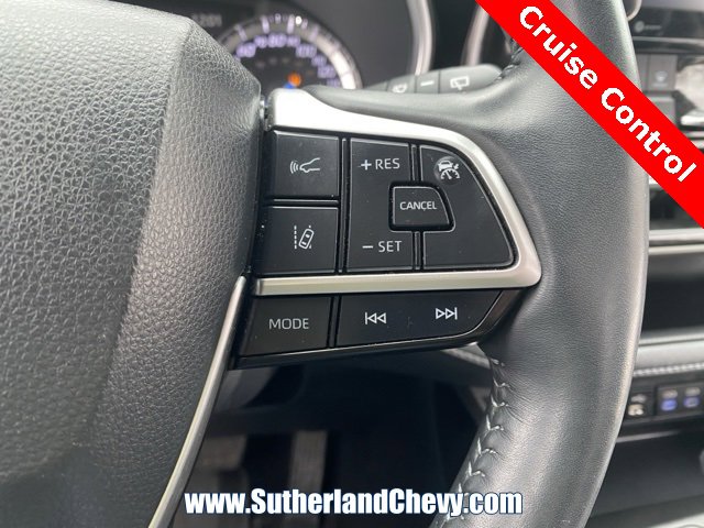 Used 2022 Toyota Highlander XLE image 22