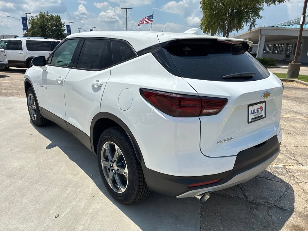 New 2026 Chevrolet Blazer LT FWD image 10