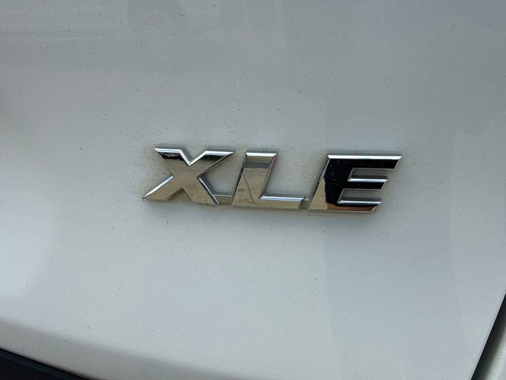 Certified 2022 Toyota RAV4 XLE FWD image 12
