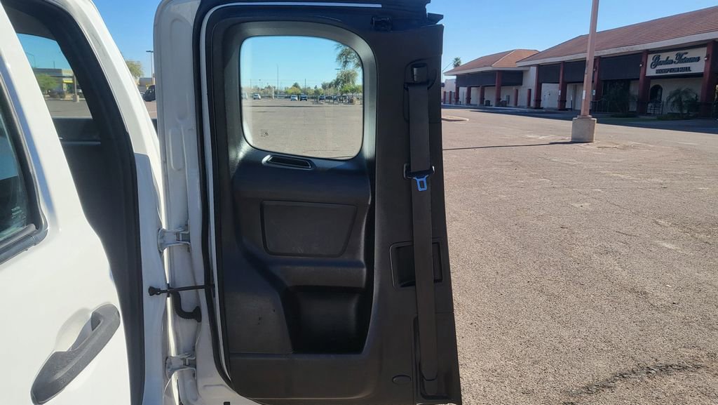 Used 2017 Toyota Tacoma SR image 23