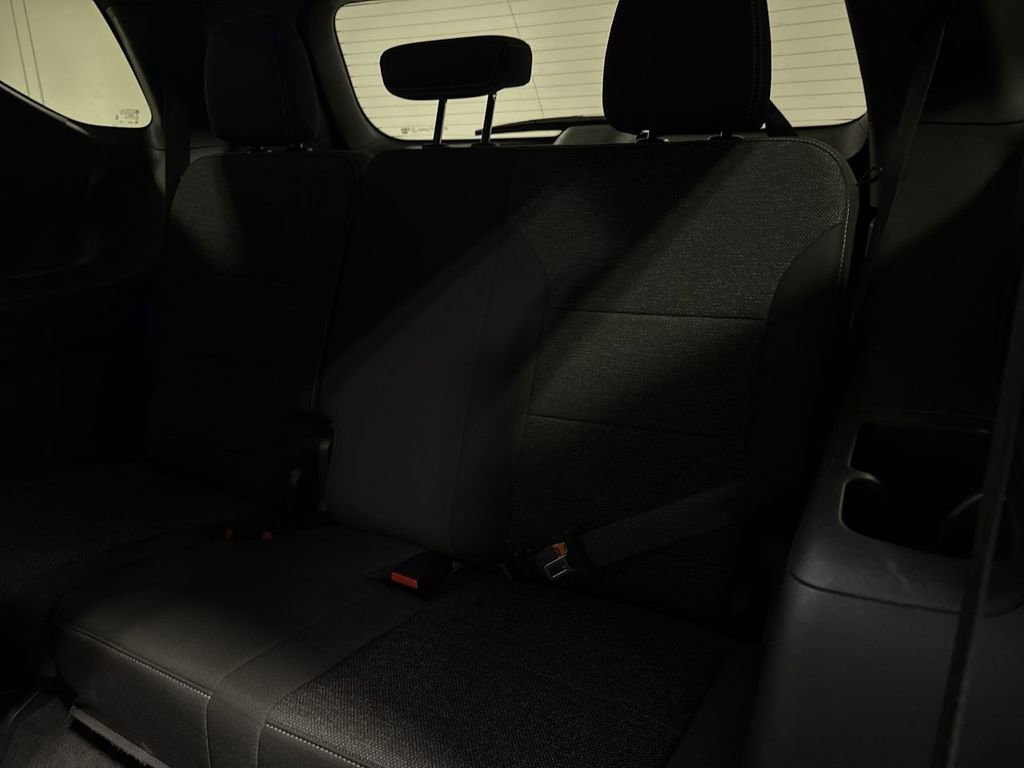 Used 2024 Chevrolet Traverse LT AWD/4WD image 29