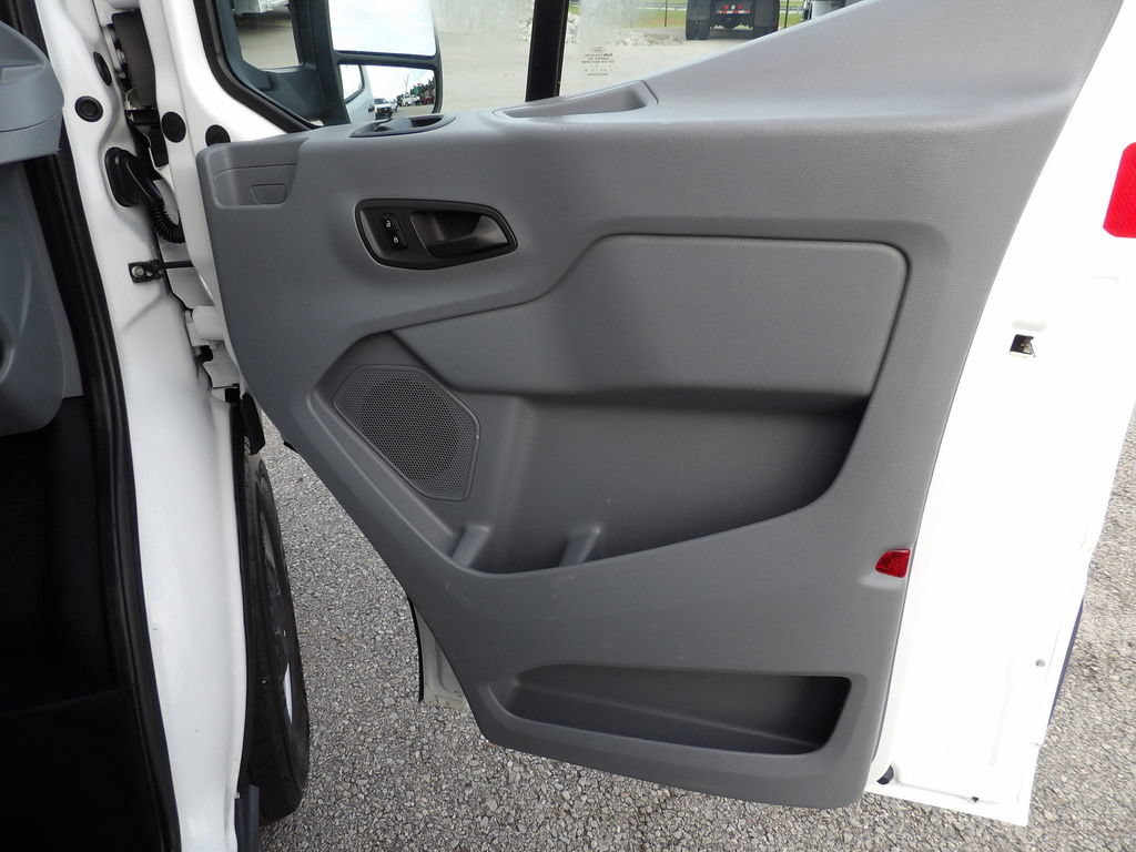 Used 2017 Ford Transit 250 138 RWD image 24