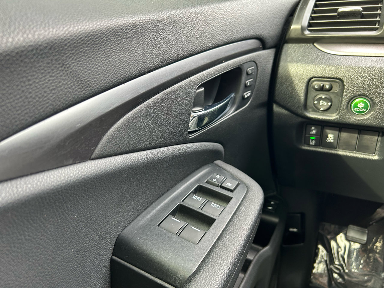 Used 2022 Honda Pilot Special Edition image 17