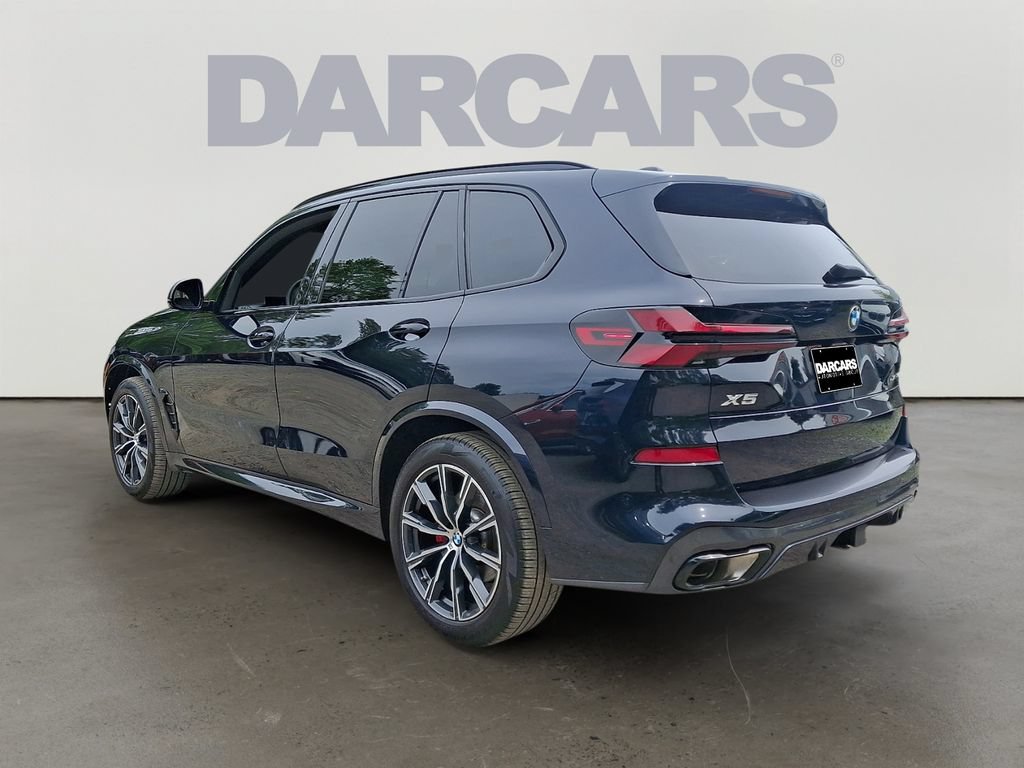 Used 2024 BMW X5 xDrive40i w/ M Sport Package AWD/4WD image 4