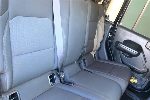 Certified 2022 Jeep Gladiator Willys image 39