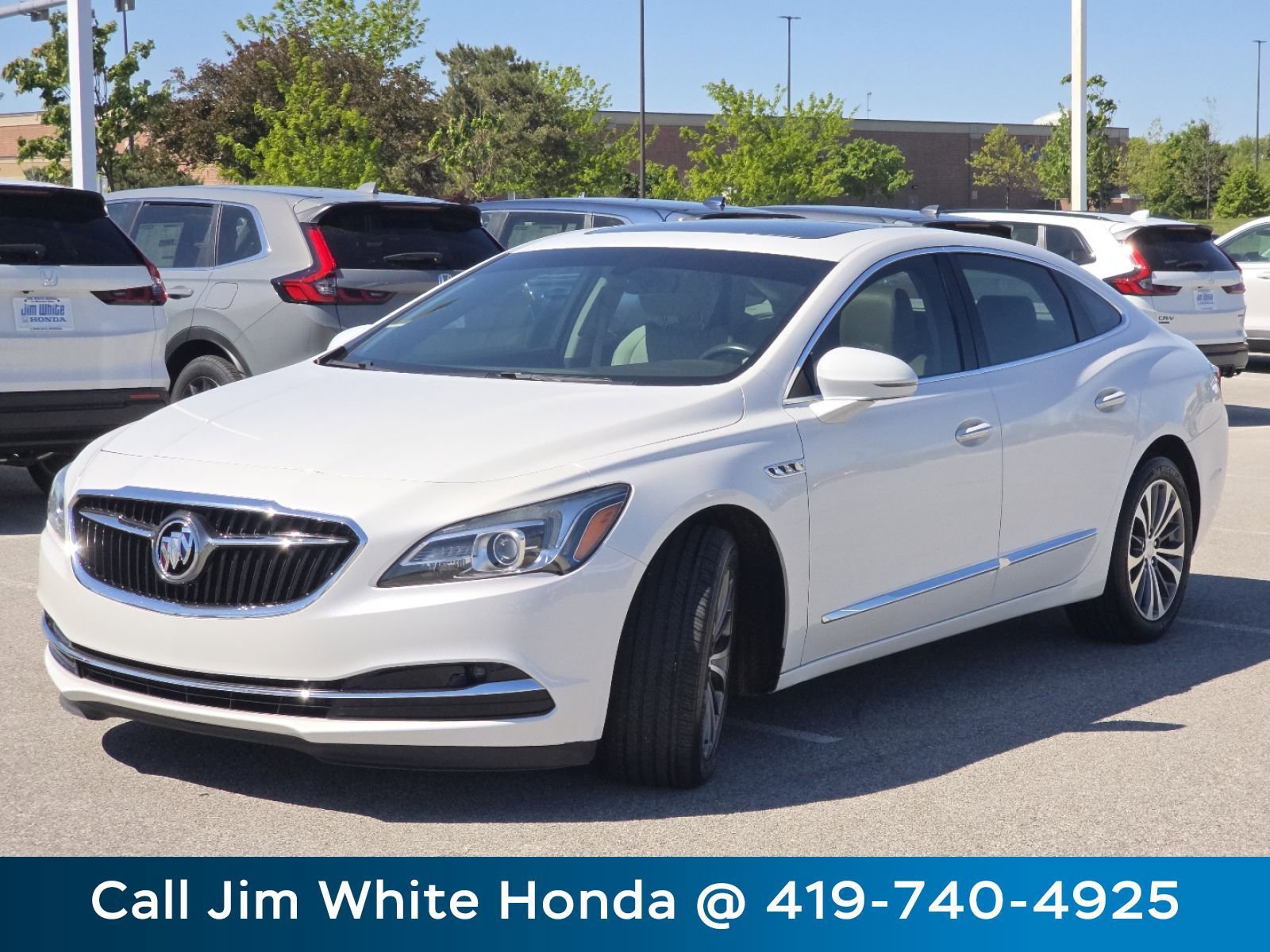 Used 2019 Buick LaCrosse Essence w/ Sun and Shade Package AWD/4WD image 15